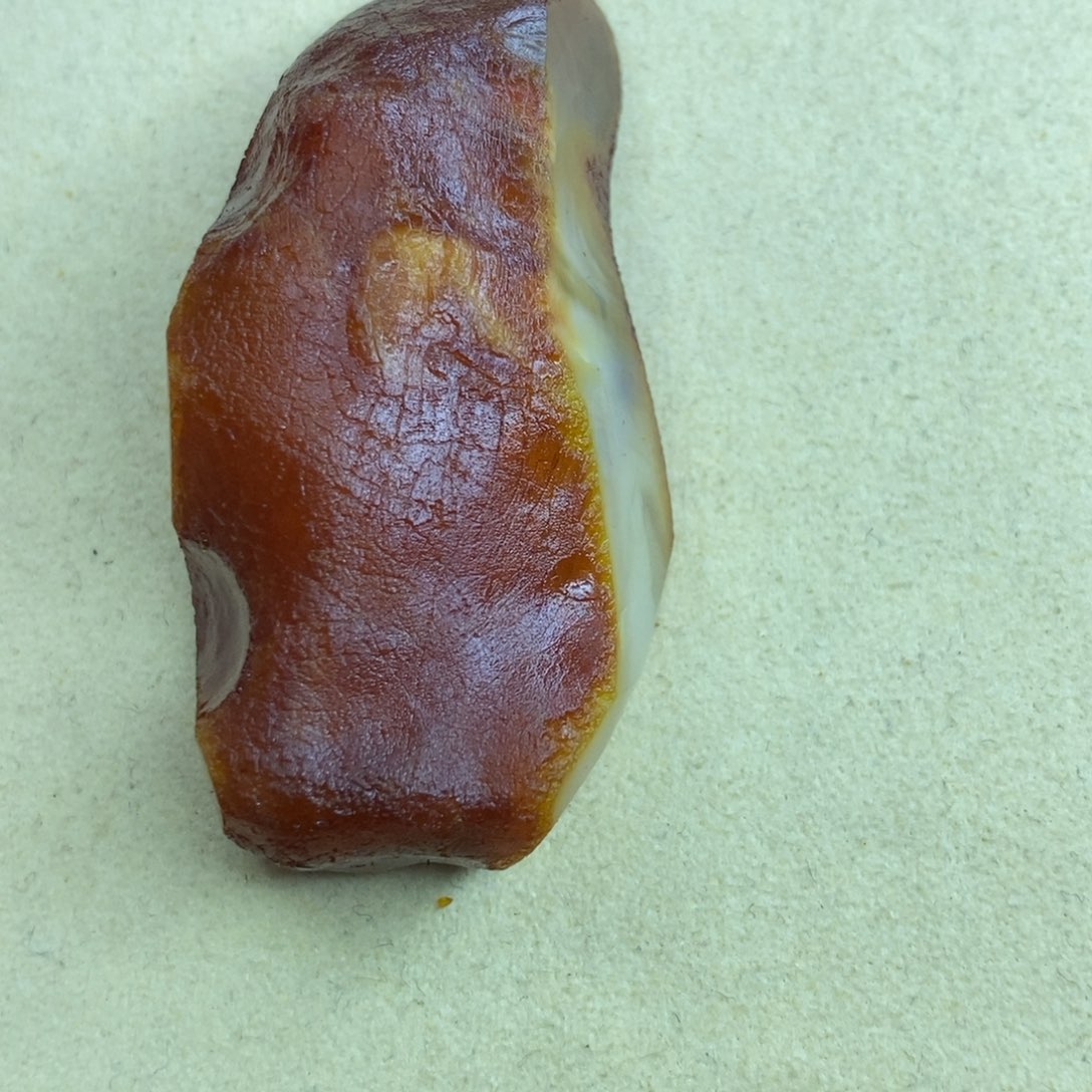 未镶嵌定制蜜蜡m***金梨