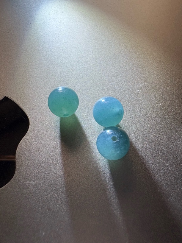 单颗价，危地马拉翡翠圆珠卡8左右拍多少单发多少颗气质蓝色简约