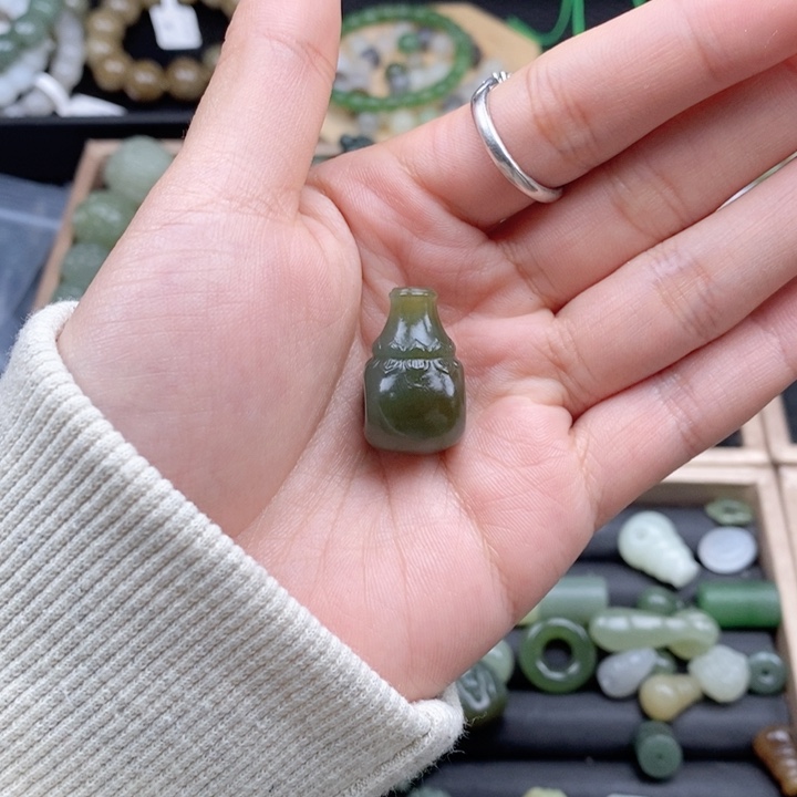 和田玉散珠未镶嵌