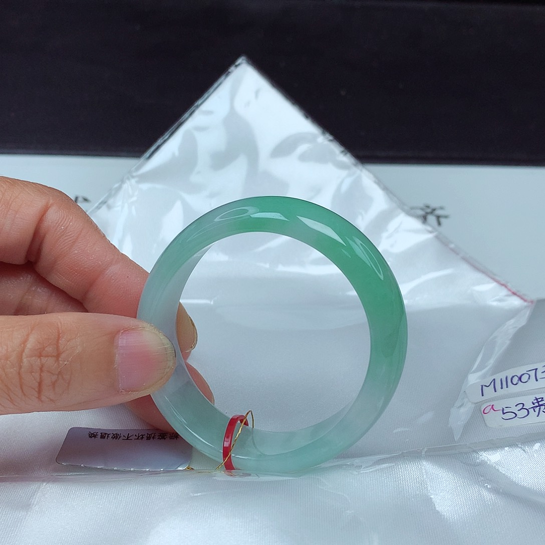 翡翠手镯未镶嵌53贵0073
