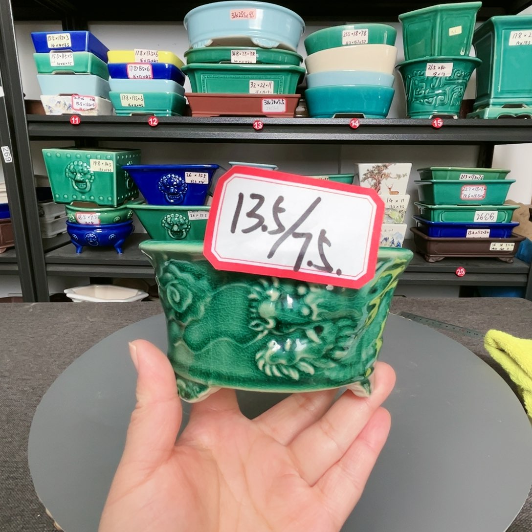 红陶紫砂花盆里面