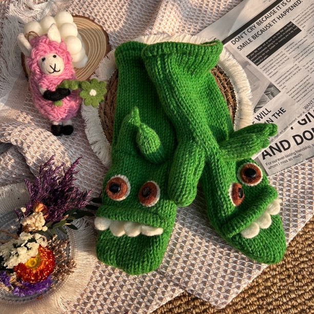 尼泊尔可爱卡通羊毛怪兽手套女秋冬加厚保暖