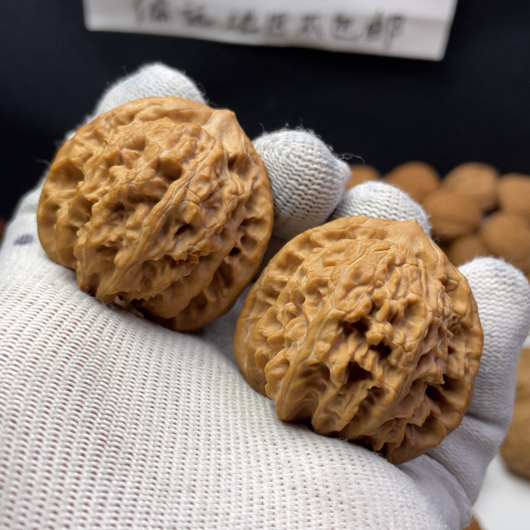 文玩核桃把件1**。40盘龙虎全品无修