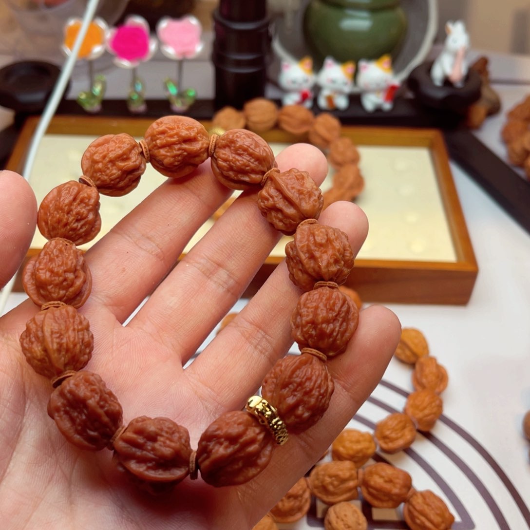 文玩核桃手串阳*蛤蟆头