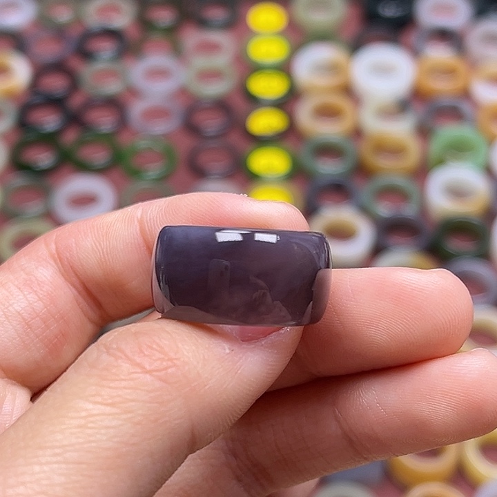 和田玉戒指未镶嵌17.2 葡萄紫飘花 无鉴赏