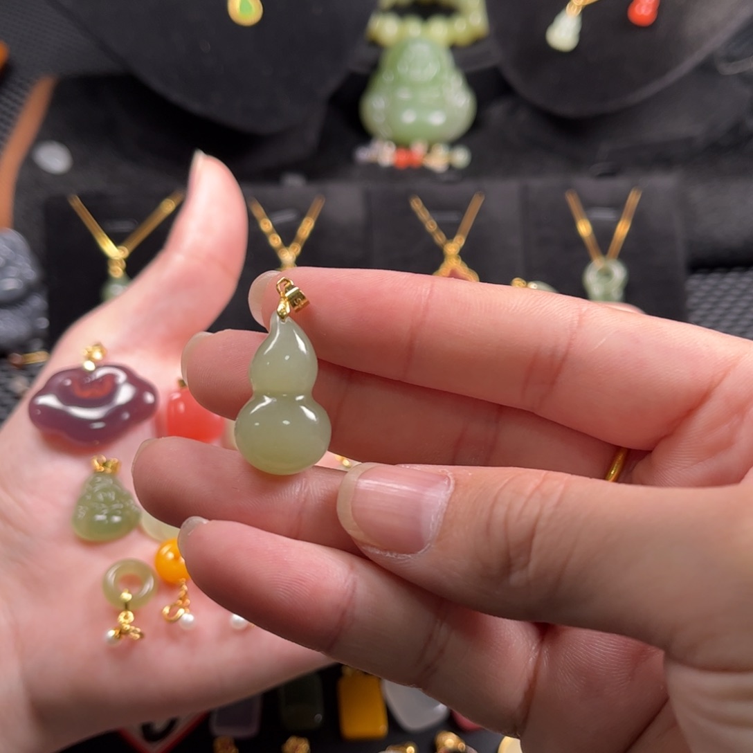 和田玉颈饰银S925镶嵌