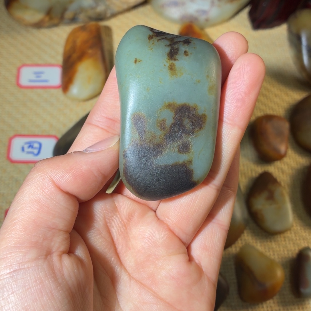 和田玉未镶嵌挂件106g