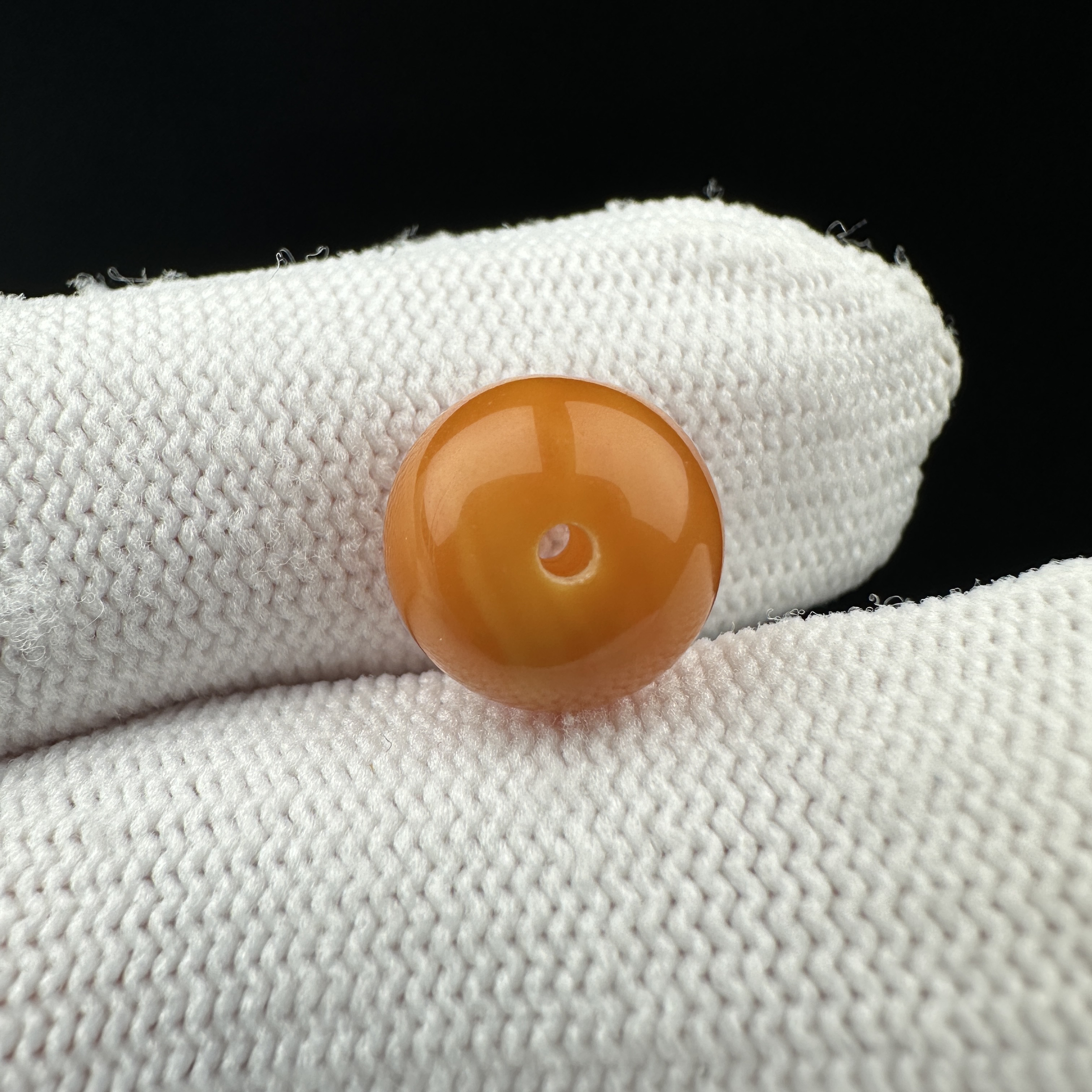 K1226天然原矿蜜蜡 鸡油红扣子11*9.5mm支持复检假一罚十