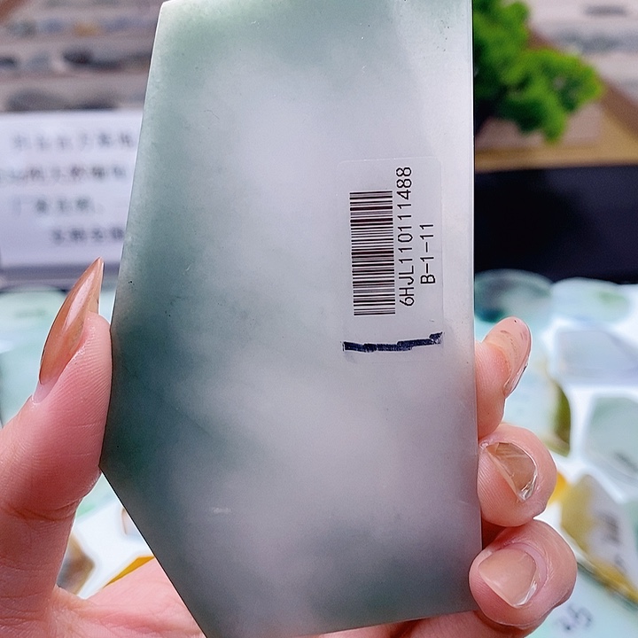 自***在定制翡翠未镶嵌定制翡翠未镶嵌