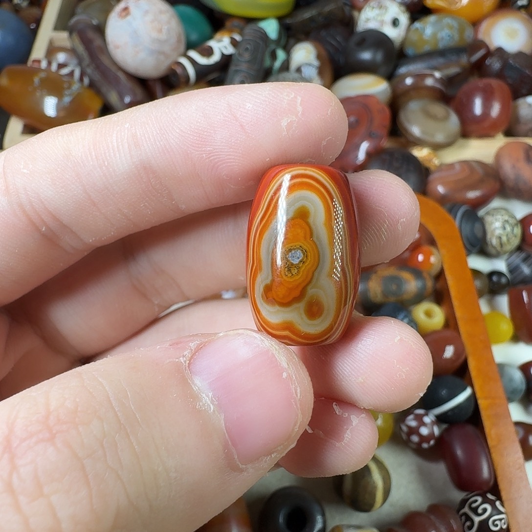 玛瑙/玉髓未镶嵌纯天然玛瑙珠子