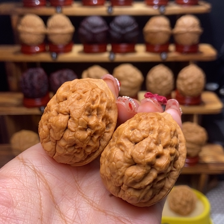 文玩核桃吊坠凤眼17