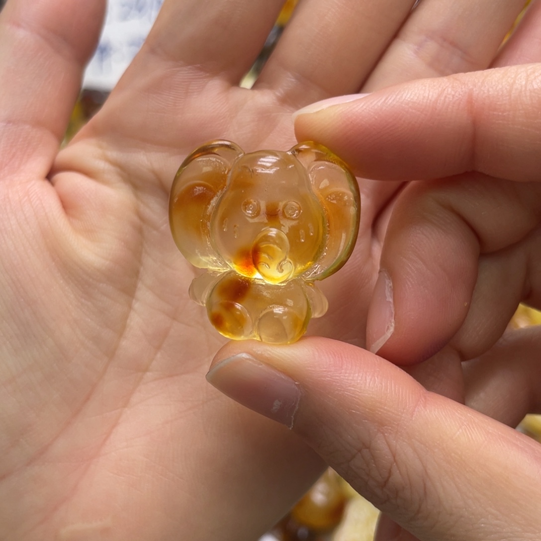 琥珀未镶嵌裸石天然琥珀