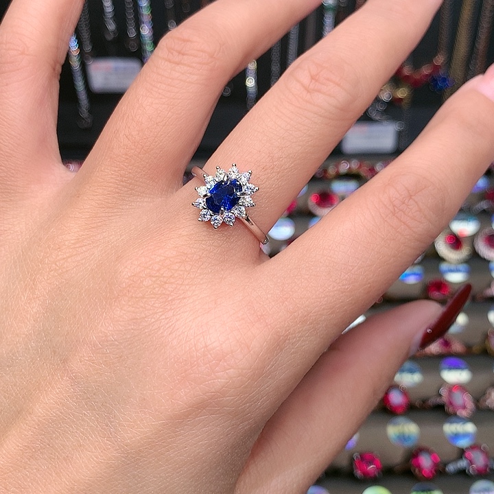 蓝宝石戒指银S925镶嵌57