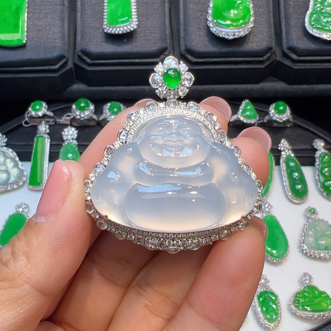 翡翠颈饰18K金镶嵌收到货48小时鉴赏期