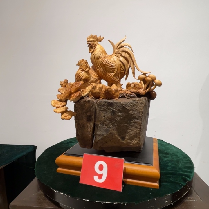 用***6柏木（崖柏）全家福摆件