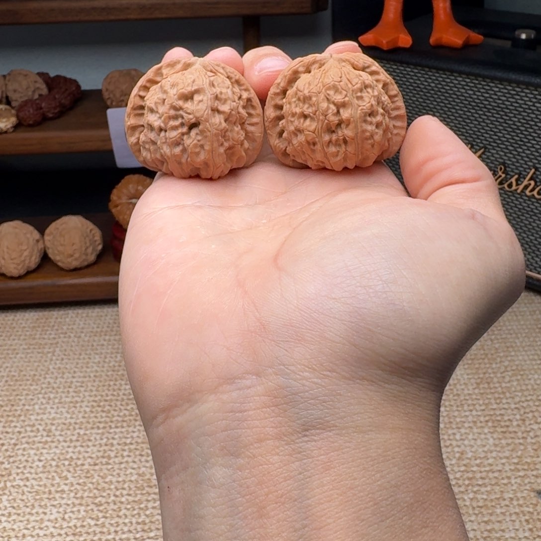 文玩核桃把件4232闷白