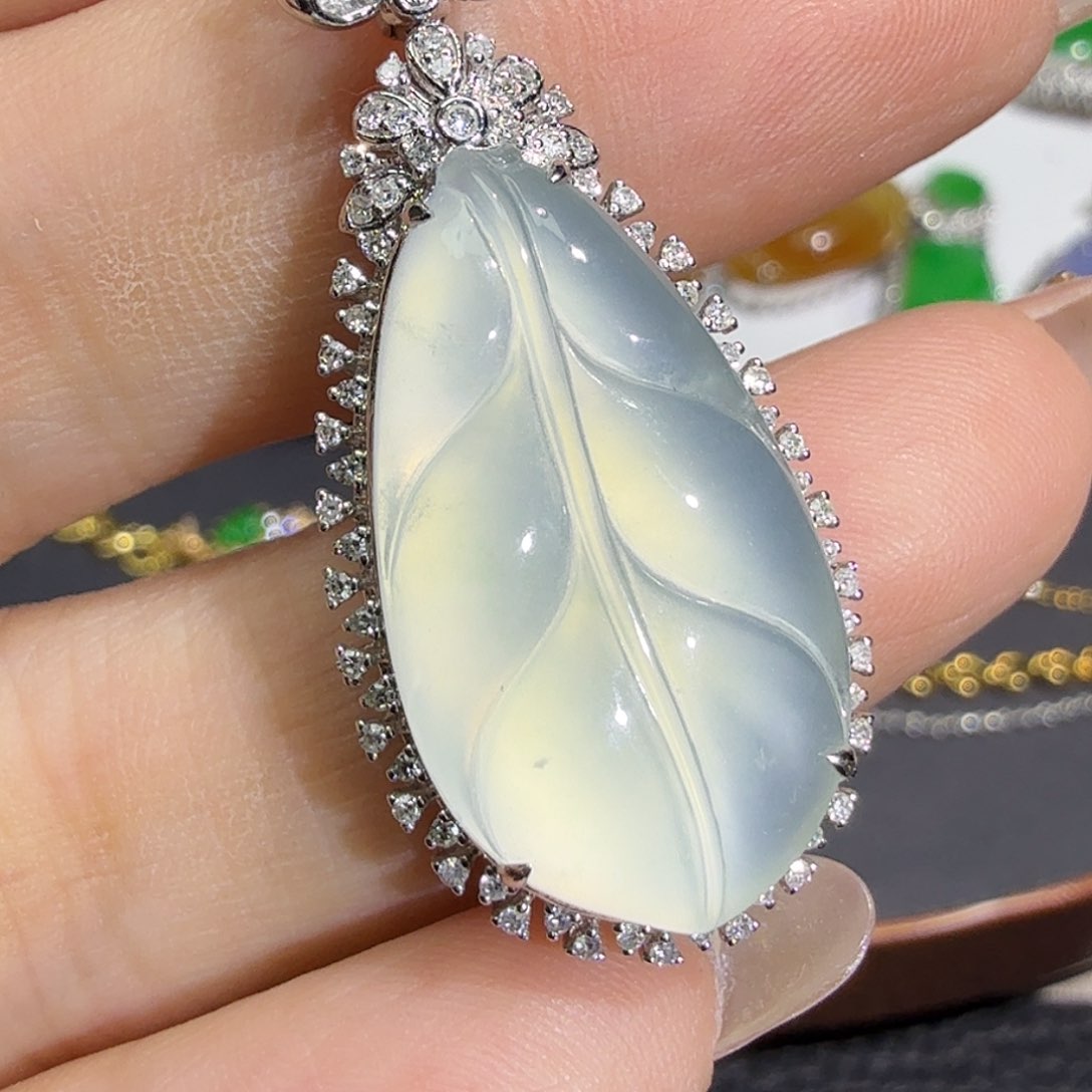 翡翠18K金镶嵌吊坠(不含链)无