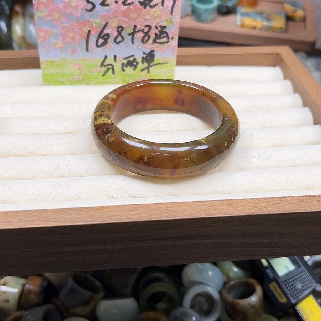 小***儿蛇纹石玉未镶嵌戒指