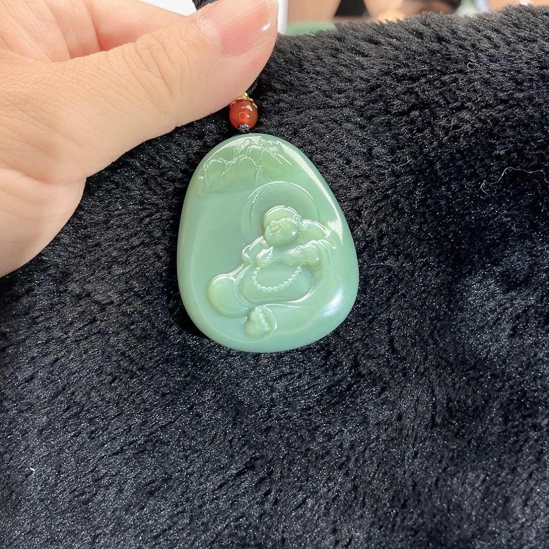 和田玉未镶嵌吊坠(不含链)