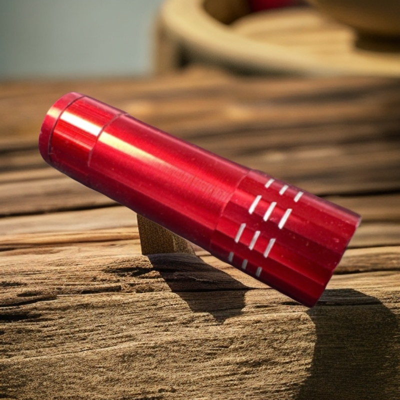 7号【女 一 元 十连】居家迷你小型强光手电筒