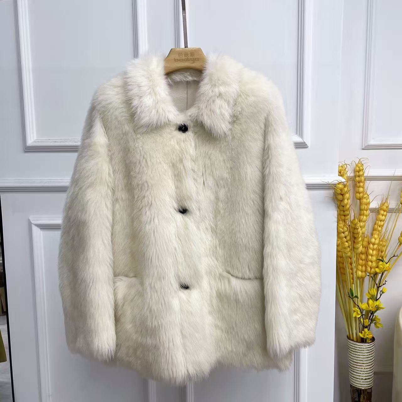 MOMO托斯卡纳中长款翻领气质皮草外套54067