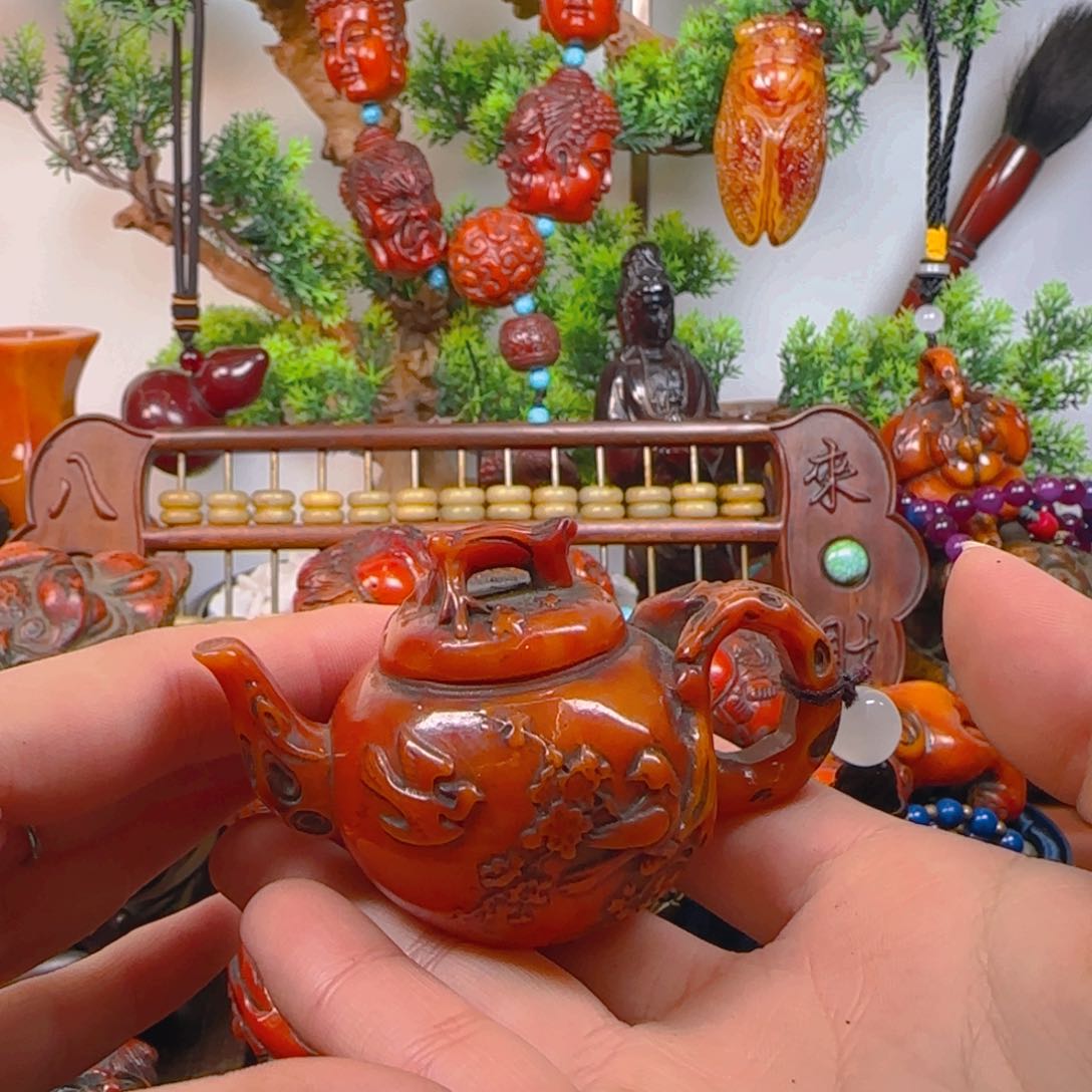 琥珀裸石未镶嵌手把