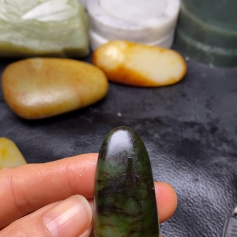 和田玉珠宝奇石未镶嵌