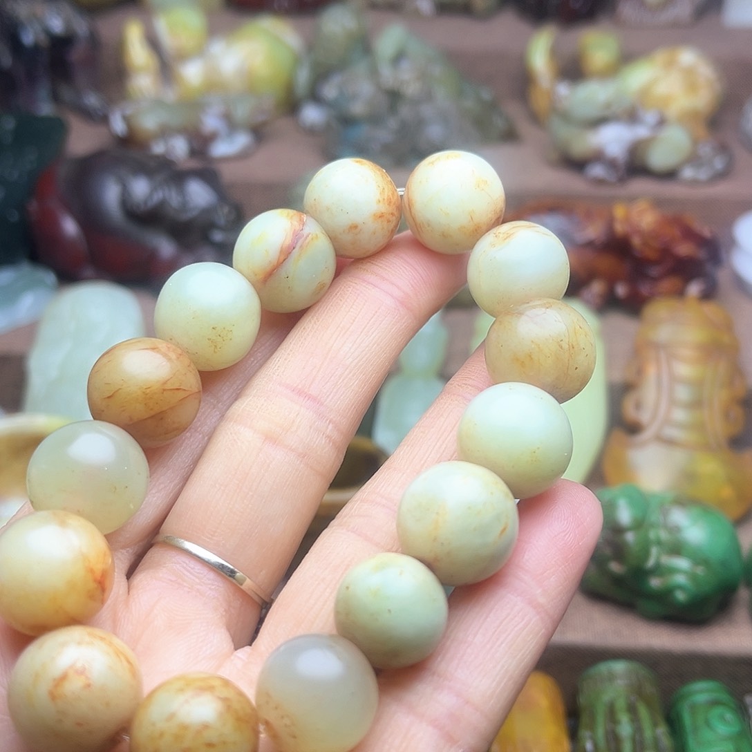 白玉菩提吊坠200。。