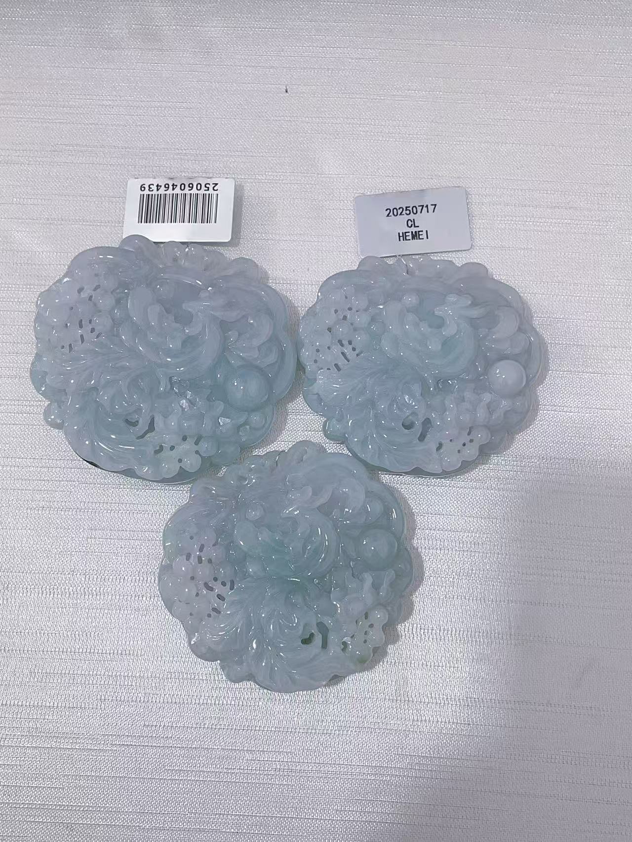 定制翡翠未镶嵌未抛光毛货凤牌多样性发其一拍一发一143