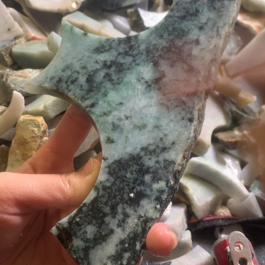 翡翠颈饰未镶嵌缅甸翡翠