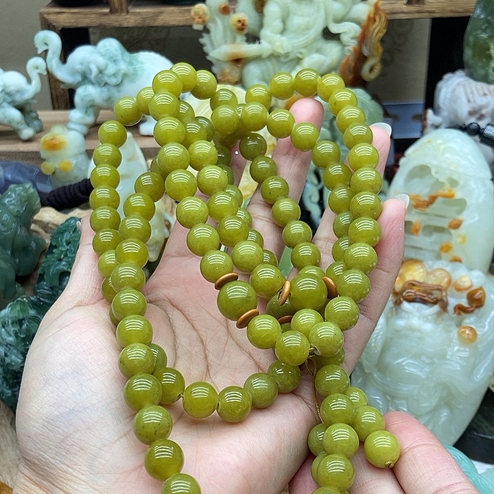 岫玉手把件未镶嵌