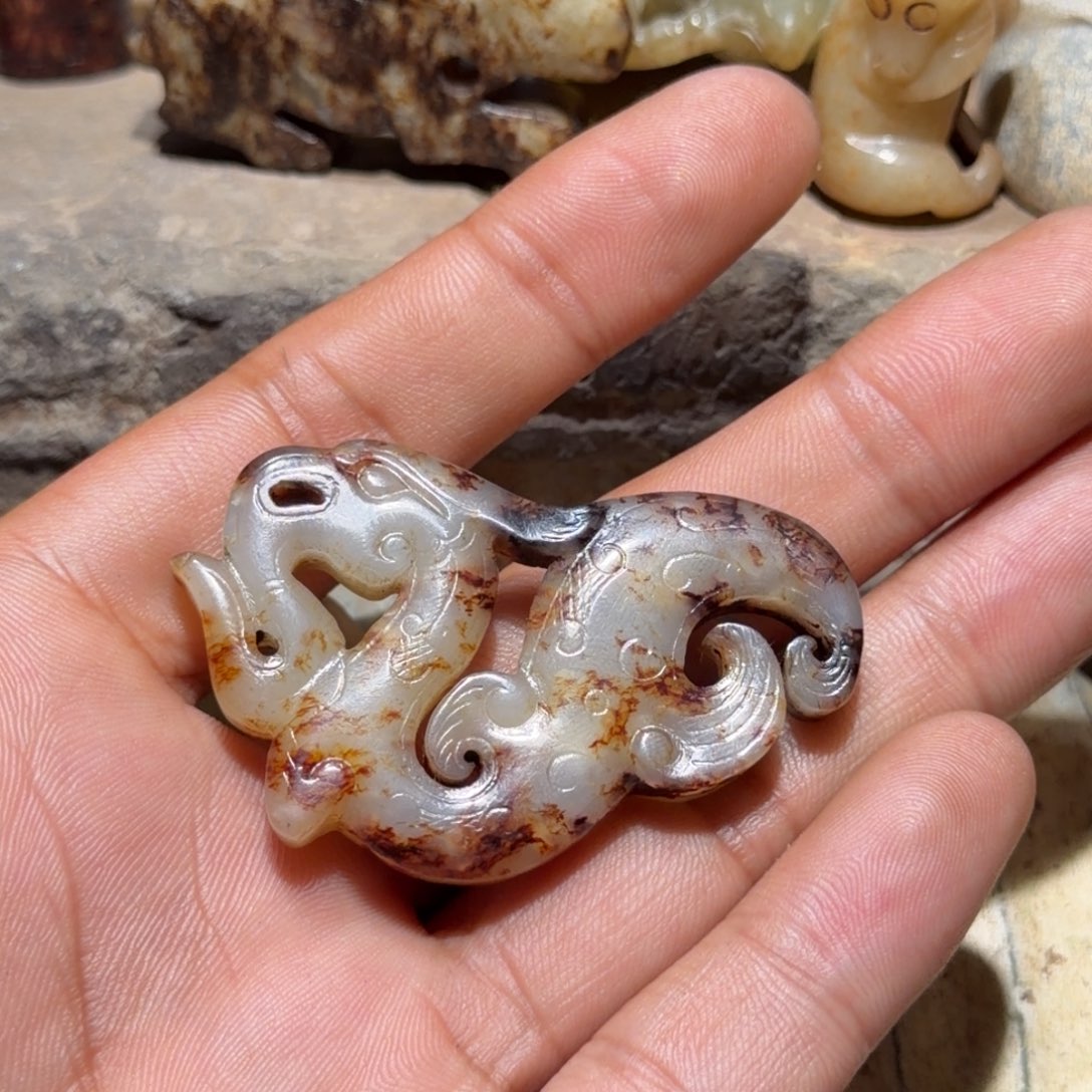 独***身和田玉（糖玉）未镶嵌颈饰