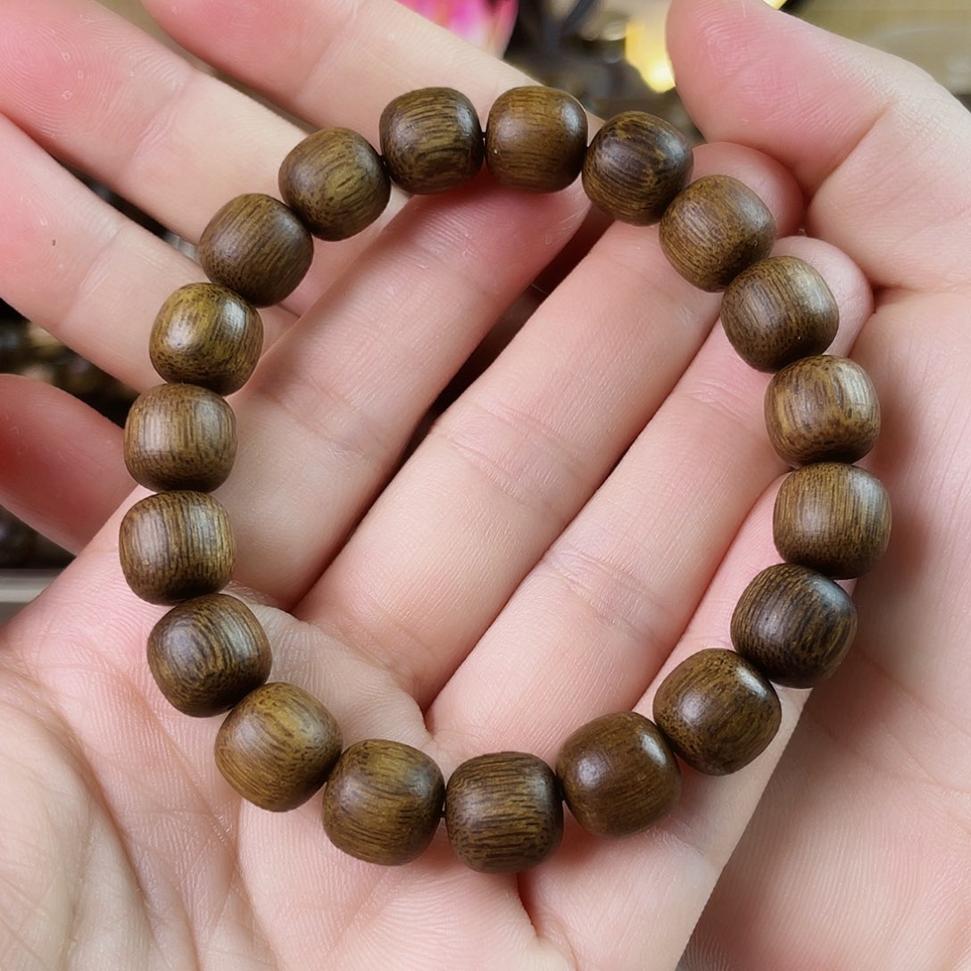 沉香手串富生红土玉化老料1.0