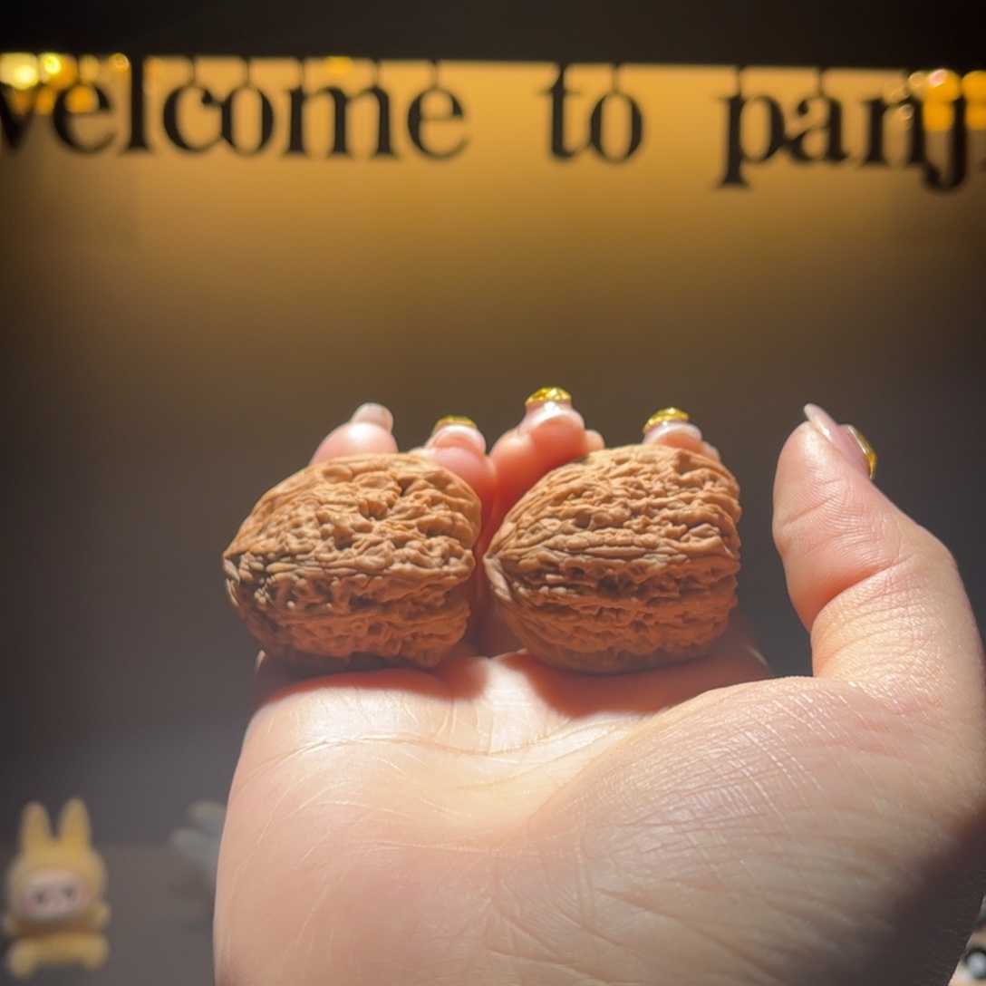 琳***️文玩核桃吊坠南将