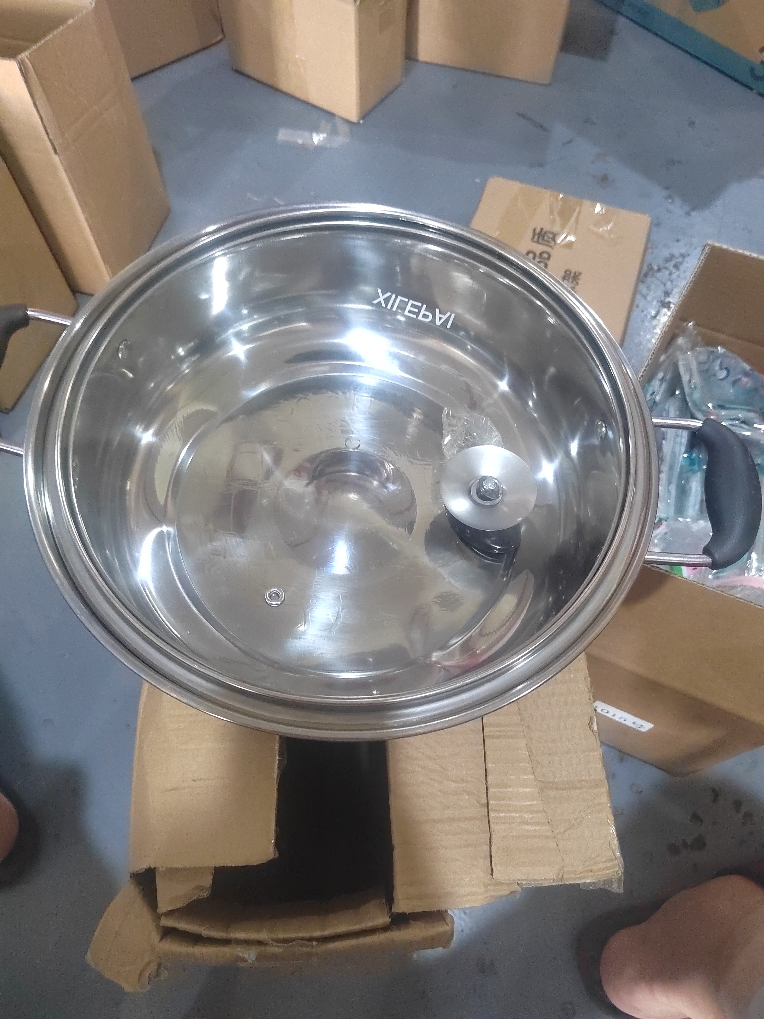 不锈钢加厚双耳火锅1018