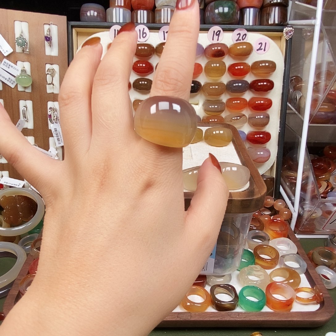 ****琳玛瑙/玉髓未镶嵌戒指