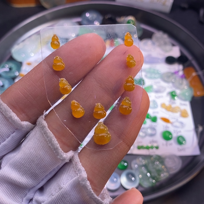 【闪购商品】翡翠挂件未镶嵌葫芦