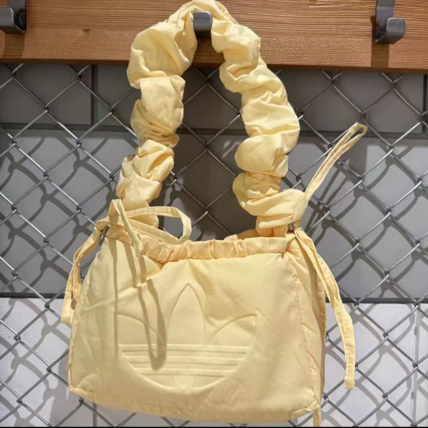 RUF SHLDR BAG 荷叶边可调节肩带运动单肩包KF2519