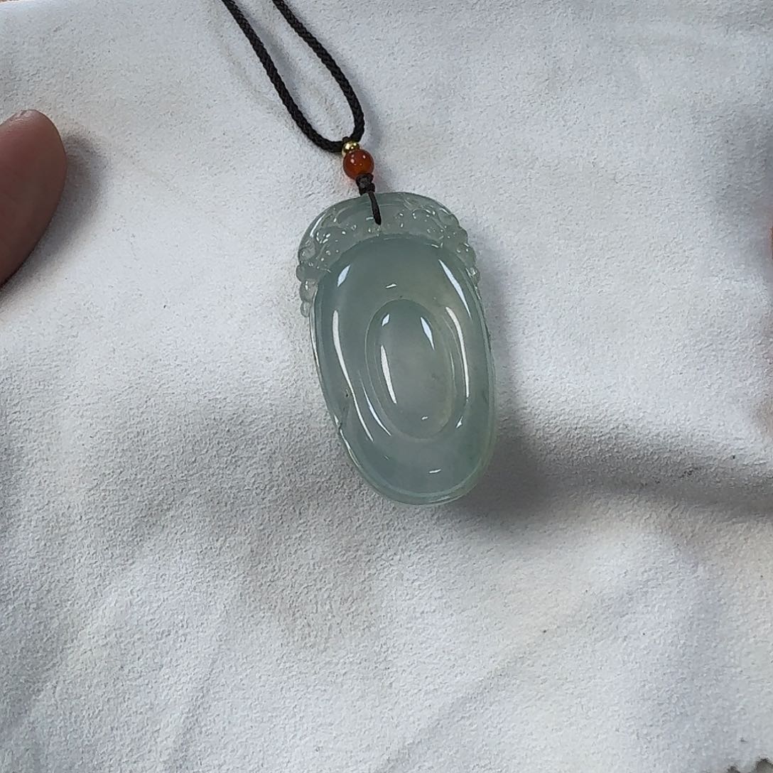 翡翠未镶嵌颈饰翡翠颈饰