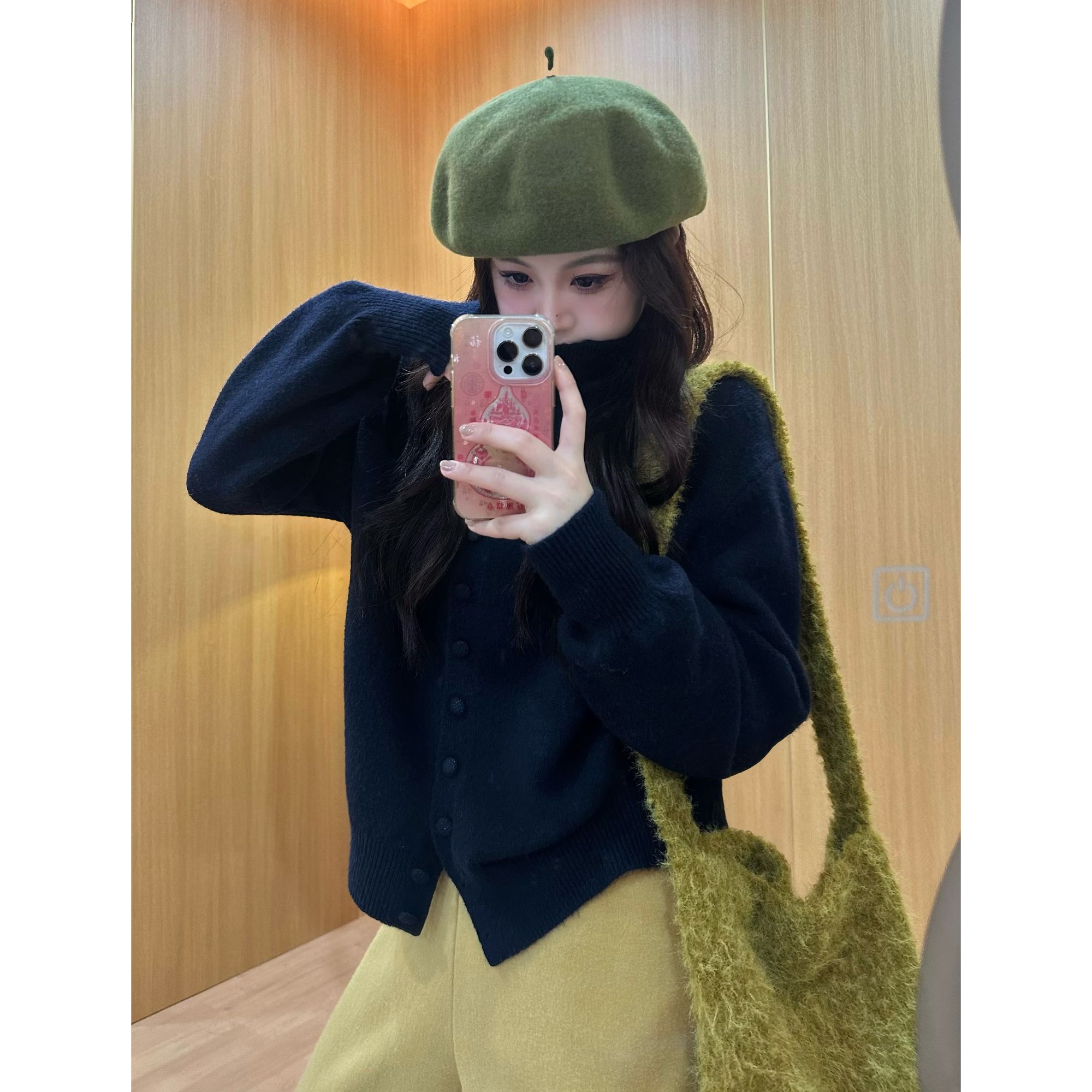 晶咕【超柔冬日】套头时尚保暖极简风宽松立领软糯单排扣毛衣