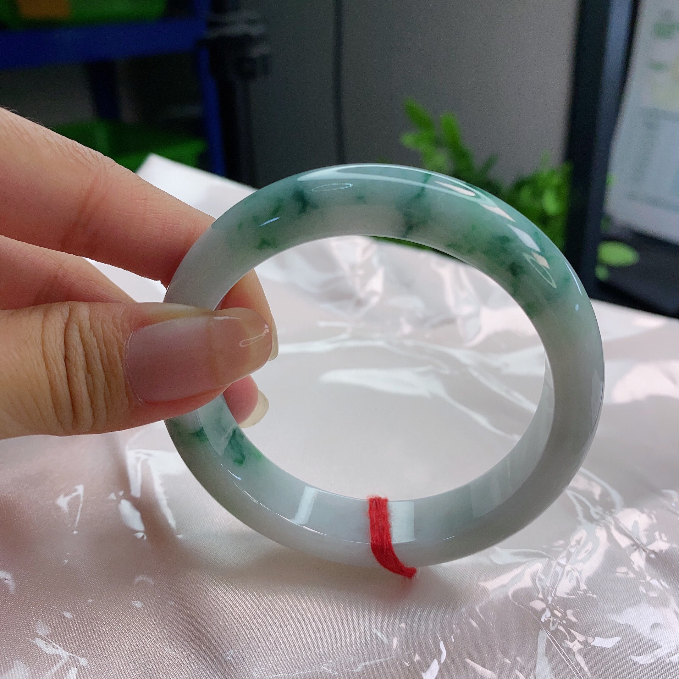 55圈口天然翡翠手镯A货