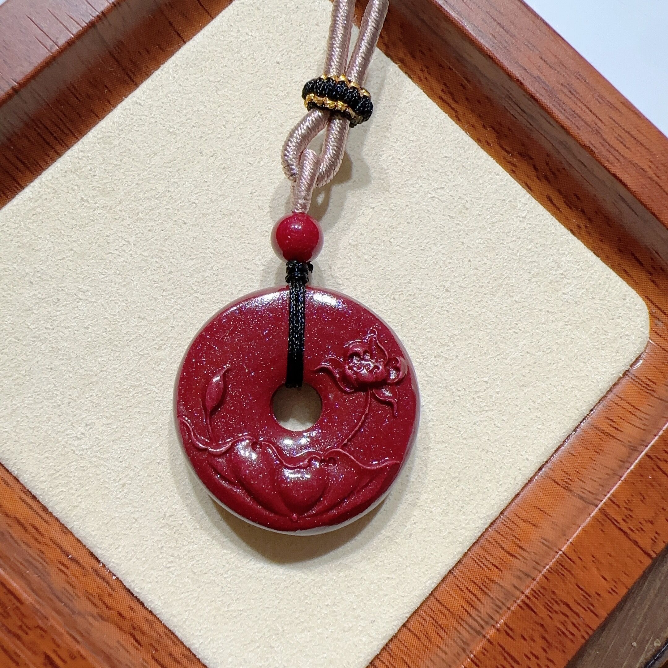 含辰砂工艺品好运莲莲 莲花朱砂平安扣高含量60厘米调节