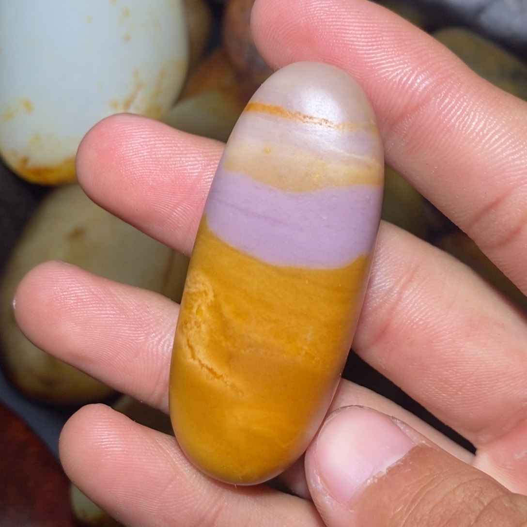 和田玉未镶嵌珠宝奇石