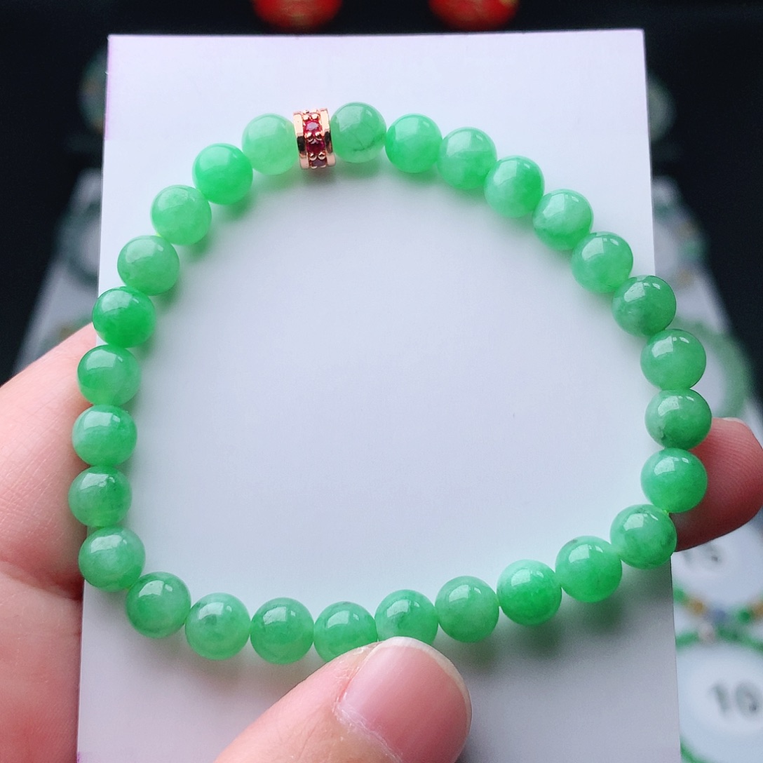 翡翠手串未镶嵌翡翠