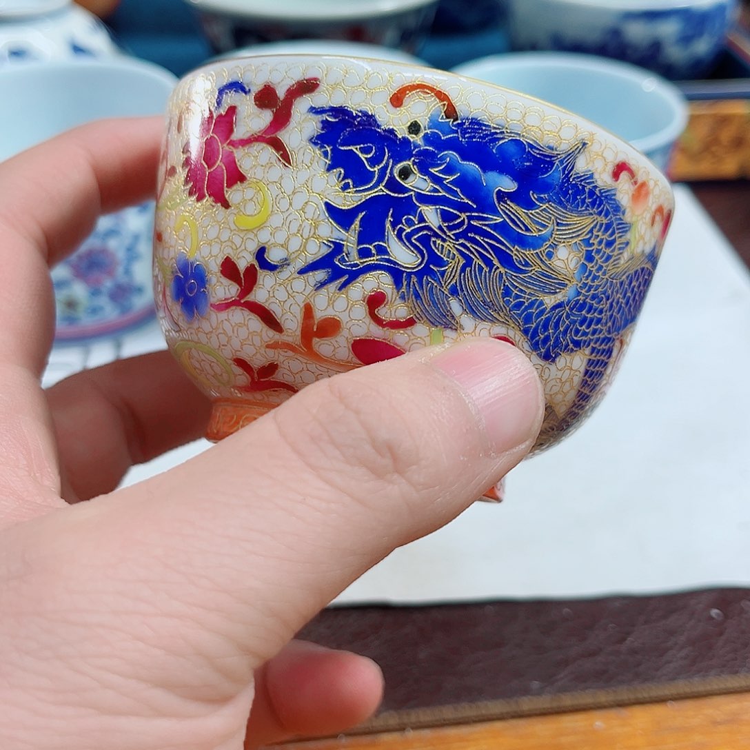 千年瓷都景德镇 艺术关注谢佳豪