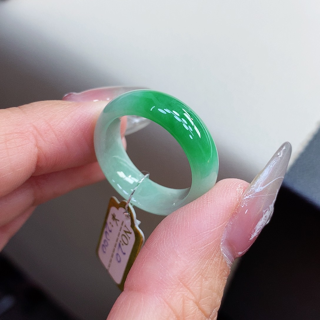 翡翠戒指未镶嵌20号