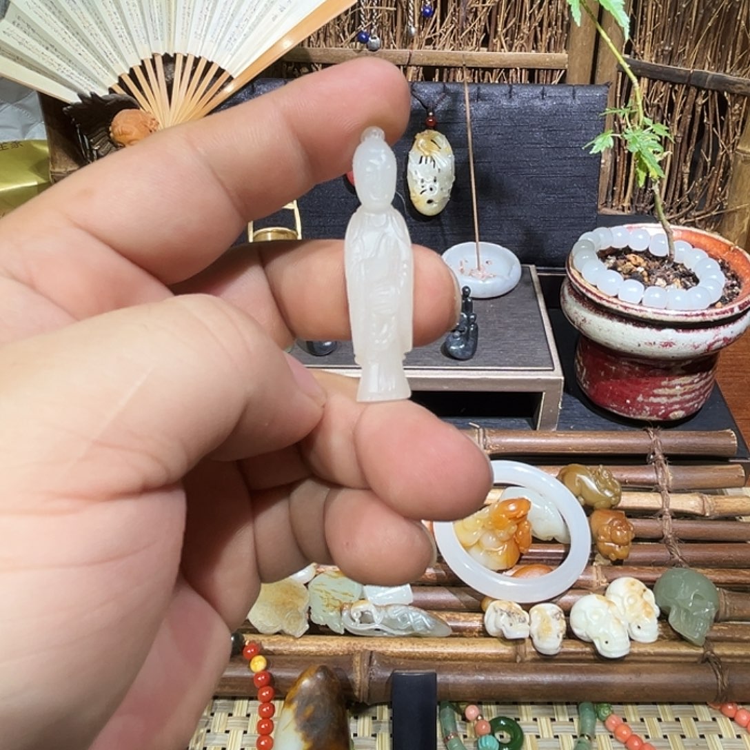 和田玉（糖玉）未镶嵌吊坠(不含链)