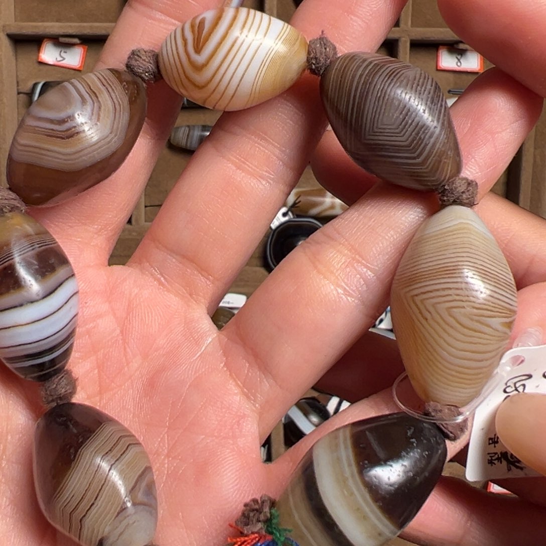 玛瑙/玉髓手串未镶嵌