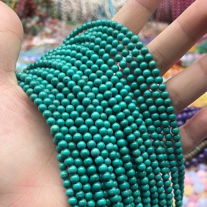 玛瑙/玉髓未镶嵌珠宝半成品一条4mm左右绿松