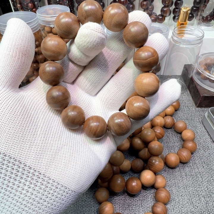 来***长木檀香木1.8……黑虎….皮纹
